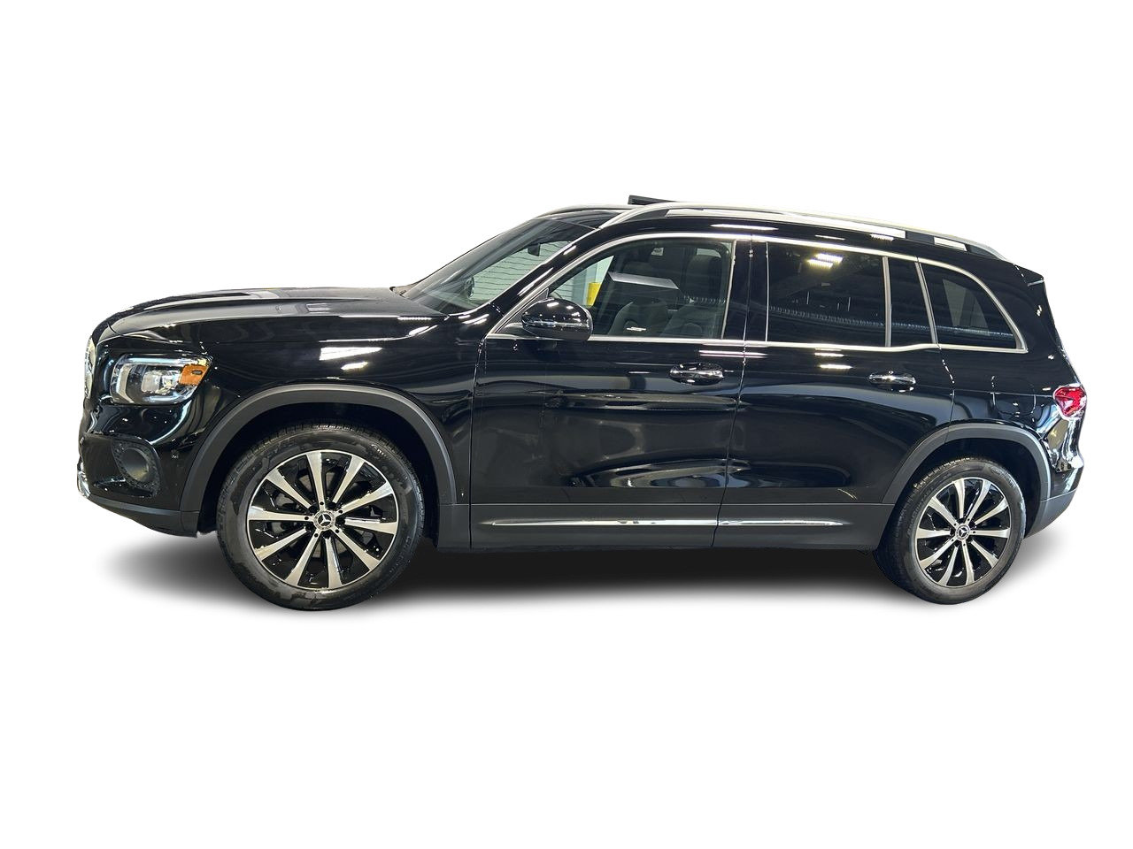 New 2023 Night Black Mercedes-Benz 250 4MATIC image 6
