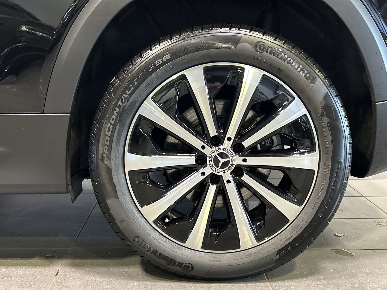 New 2023 Night Black Mercedes-Benz 250 4MATIC image 18