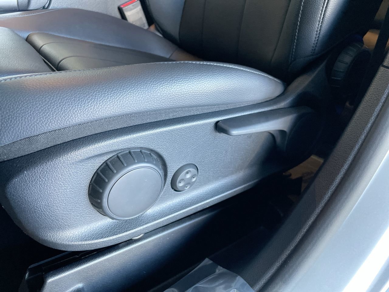 Certified Used 2022 Iridium Silver Met Mercedes-Benz 4MATIC SUV image 20