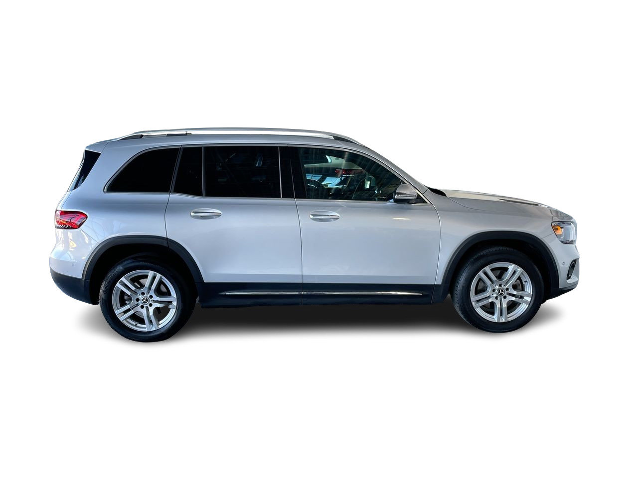 Certified Used 2022 Iridium Silver Met Mercedes-Benz 4MATIC SUV image 15
