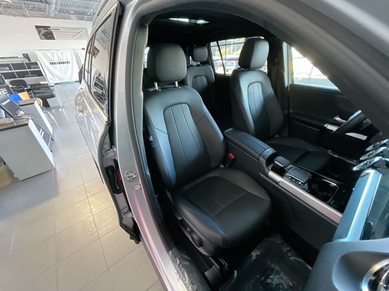 Certified Used 2022 Iridium Silver Met Mercedes-Benz 4MATIC SUV image 35