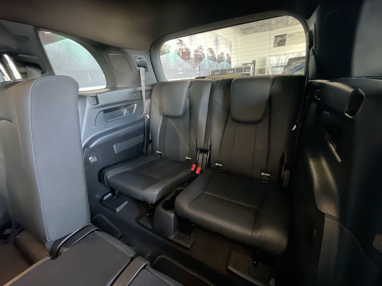 Used 2023 Mountain Grey Metallic Mercedes-Benz 4MATIC SUV image 32