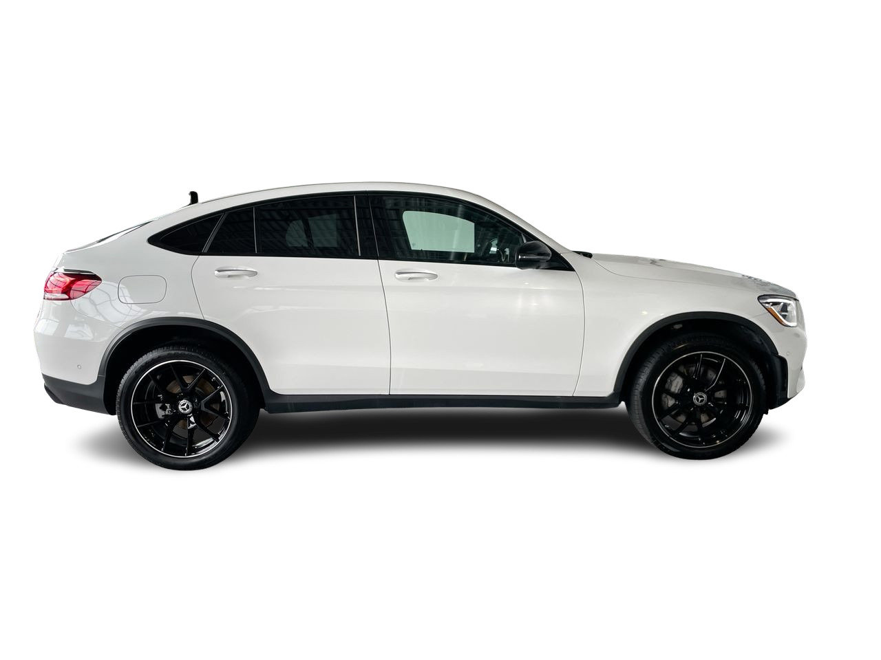 Used 2023 Polar White Mercedes-Benz 4MATIC Coupe image 15