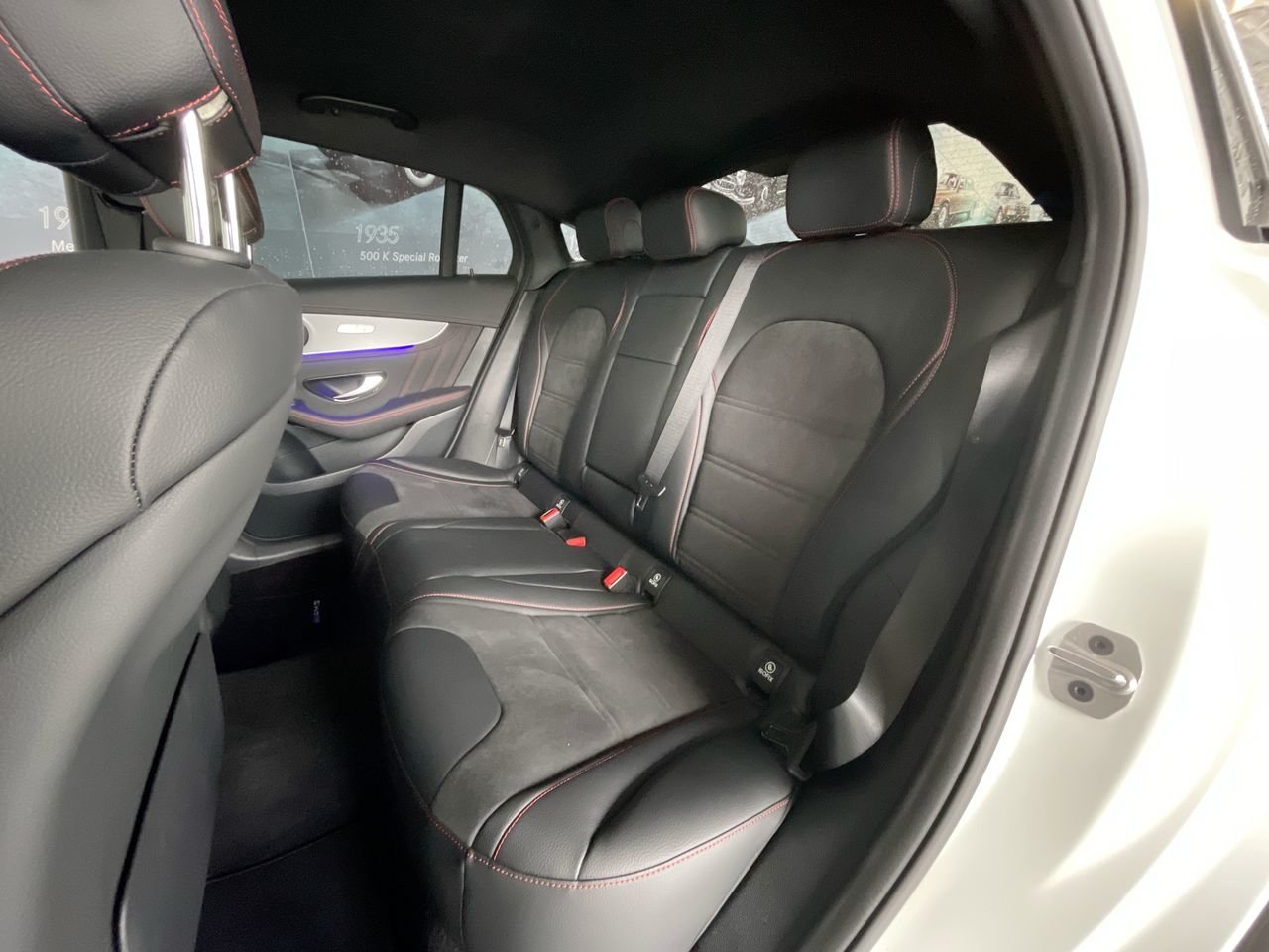 Used 2023 Polar White Mercedes-Benz 4MATIC Coupe image 31