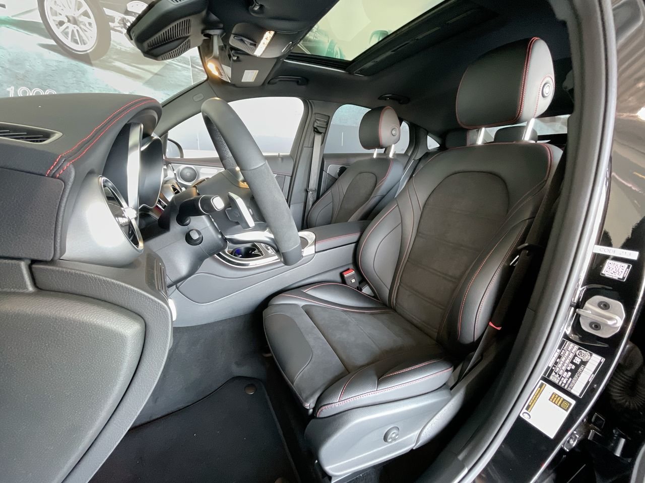 Used 2023 Obsidian Black Metallic Mercedes-Benz 4MATIC Coupe image 19