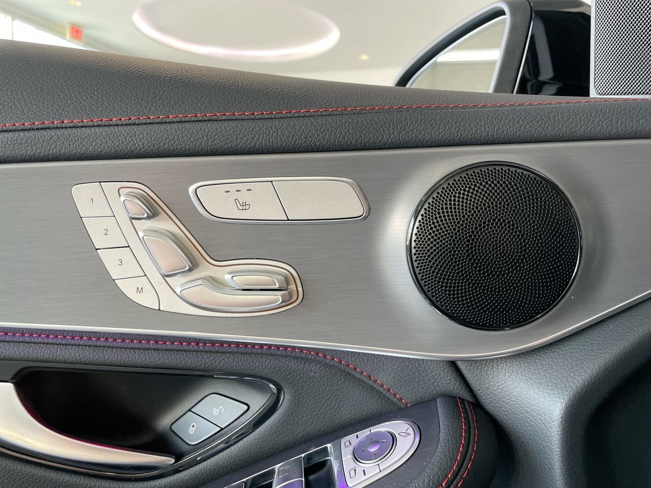 Used 2023 Obsidian Black Metallic Mercedes-Benz 4MATIC Coupe image 20
