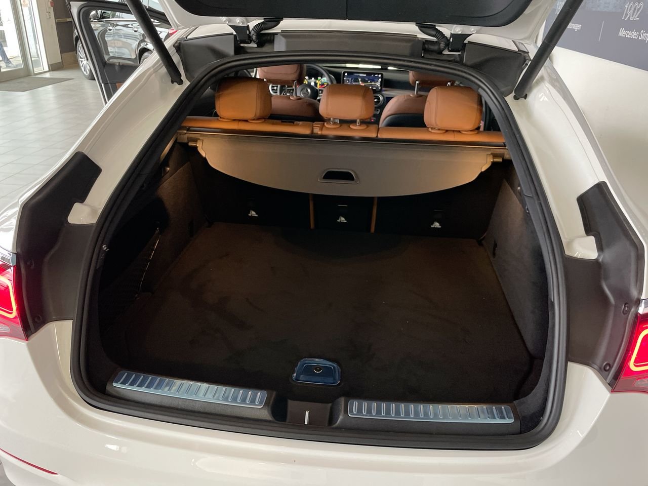 Used 2023 Polar White Mercedes-Benz 4MATIC Coupe image 32