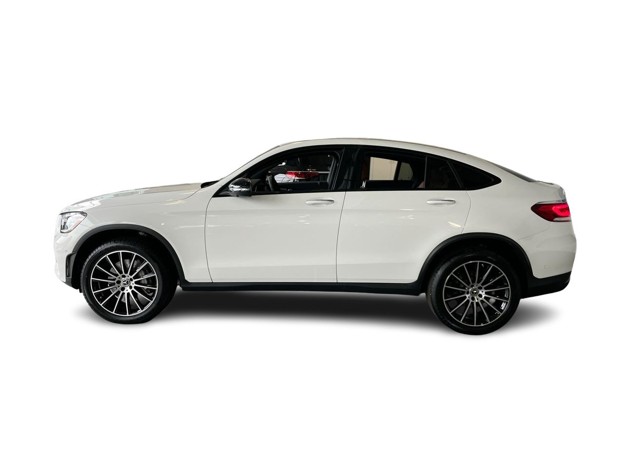 Used 2023 Polar White Mercedes-Benz 4MATIC Coupe image 7