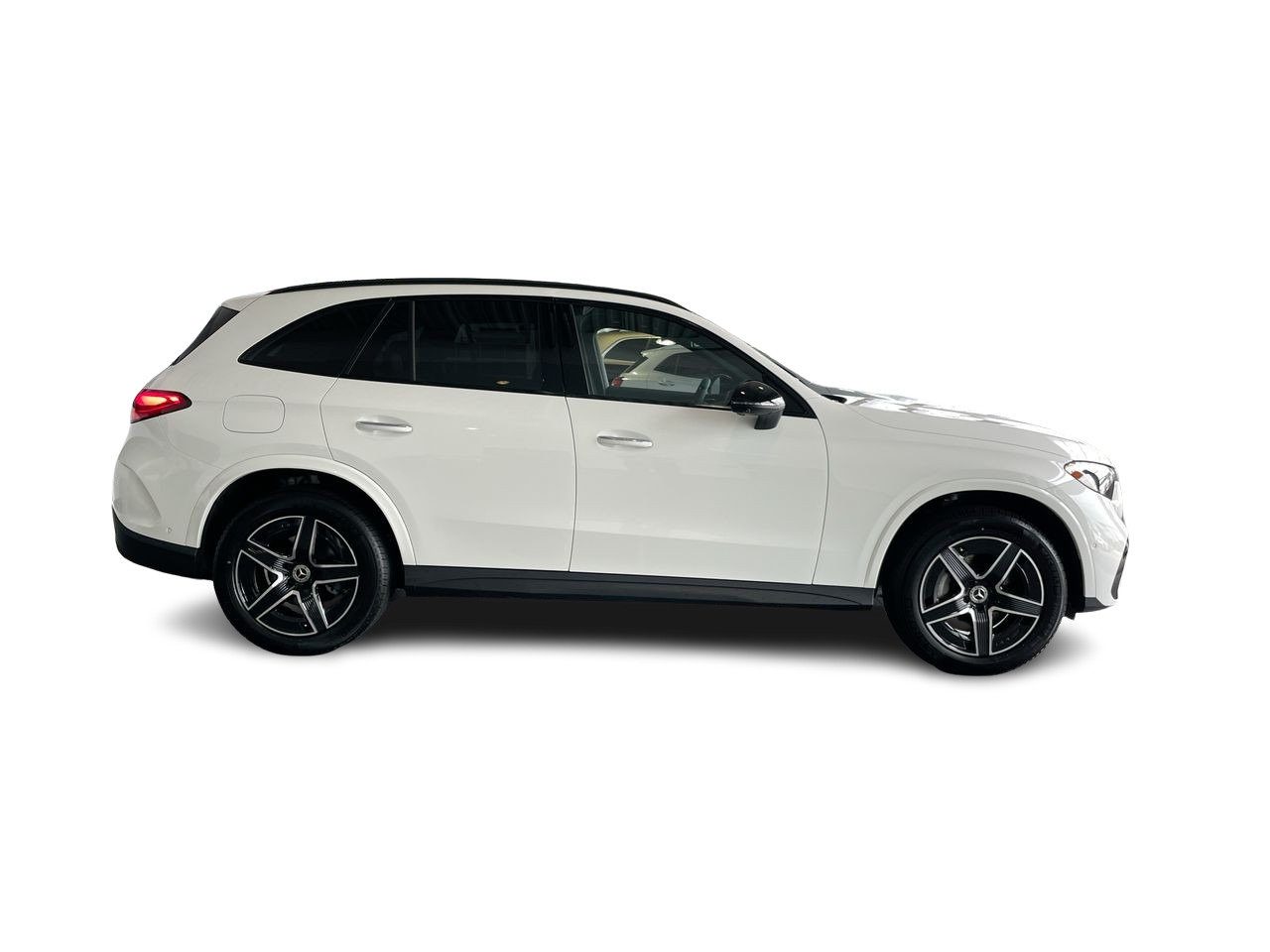Used 2023 Polar White Mercedes-Benz 4MATIC SUV image 15