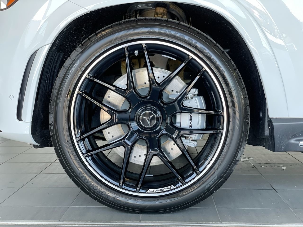 New 2023 Polar White Mercedes-Benz GLE 53 C4MATIC+ image 18