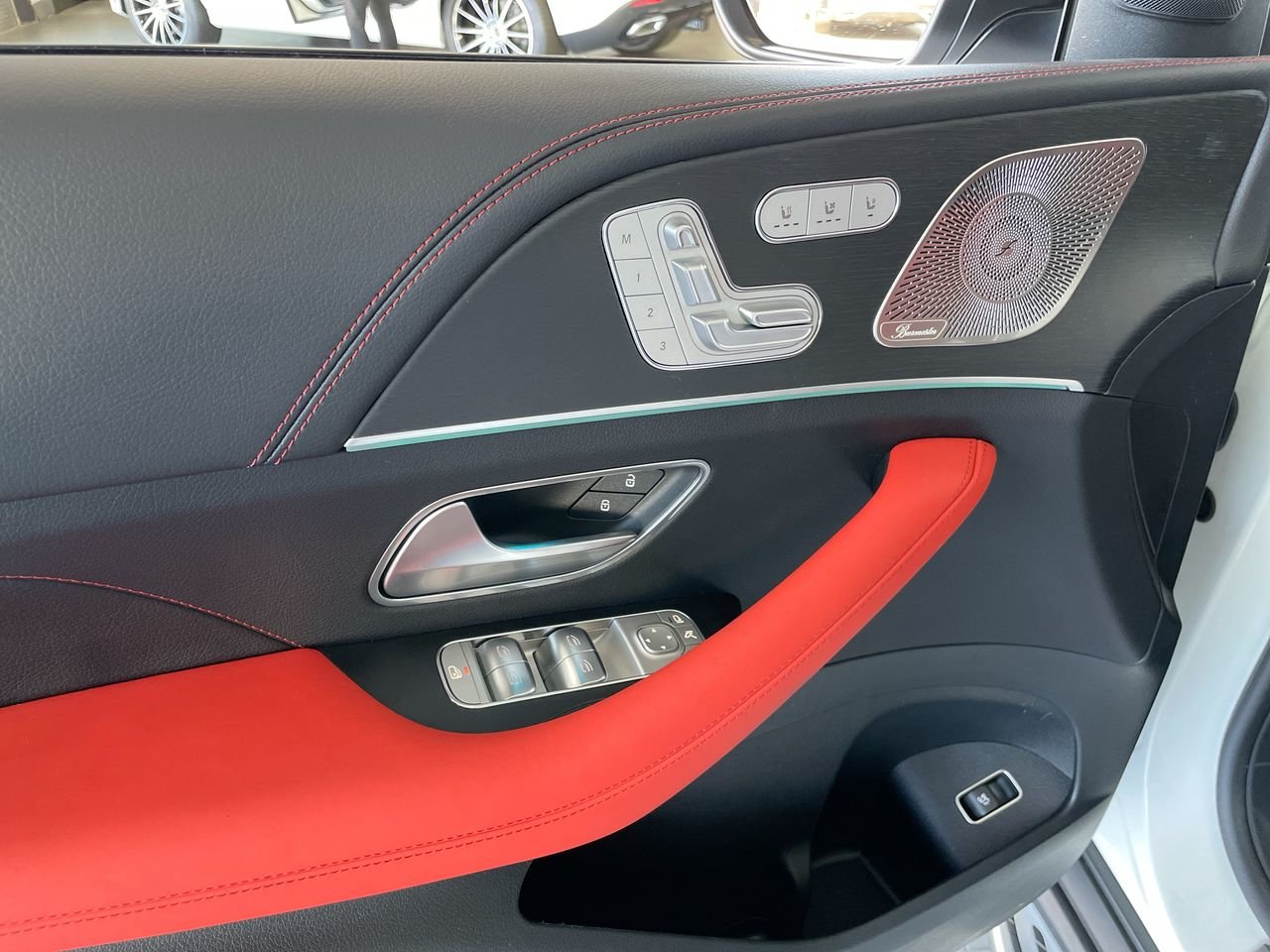 New 2023 Polar White Mercedes-Benz GLE 53 C4MATIC+ image 22