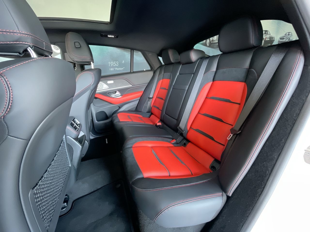 New 2023 Polar White Mercedes-Benz GLE 53 C4MATIC+ image 32