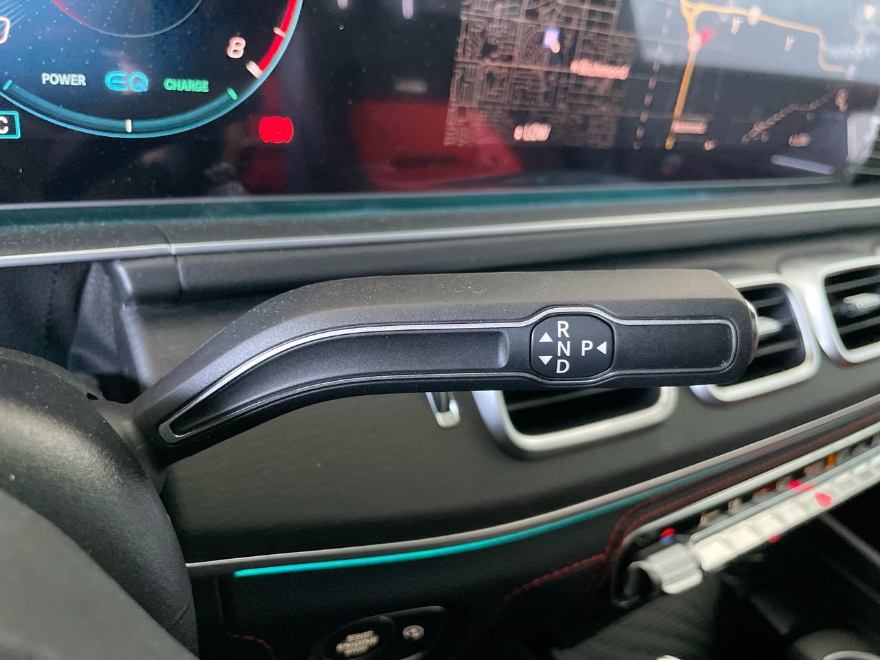 New 2023 Polar White Mercedes-Benz GLE 53 C4MATIC+ image 29