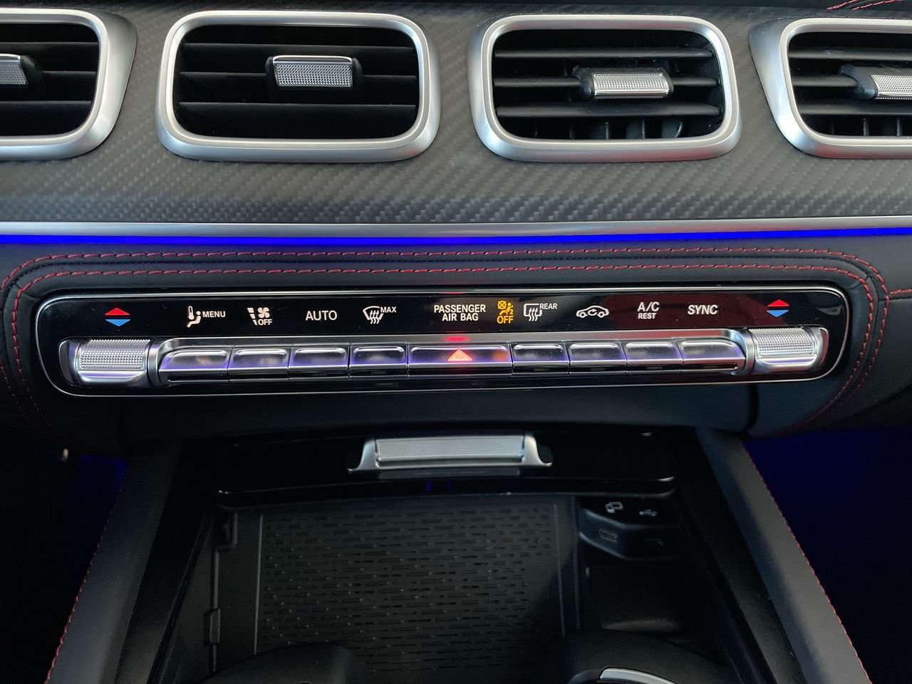 New 2023 Obsidian Black Metallic Mercedes-Benz GLE 63 C4MATIC+ image 28