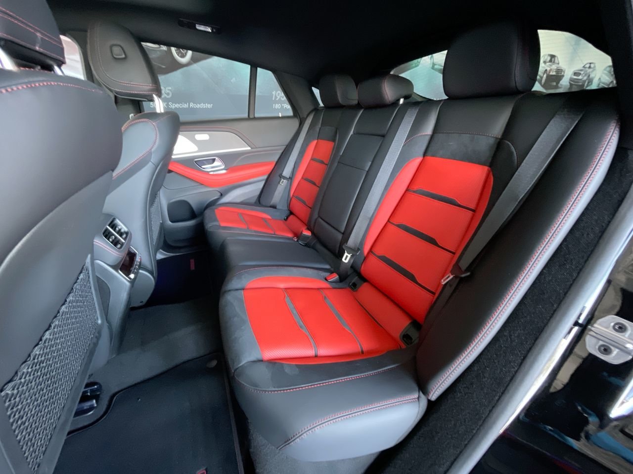 New 2023 Obsidian Black Metallic Mercedes-Benz GLE 63 C4MATIC+ image 32