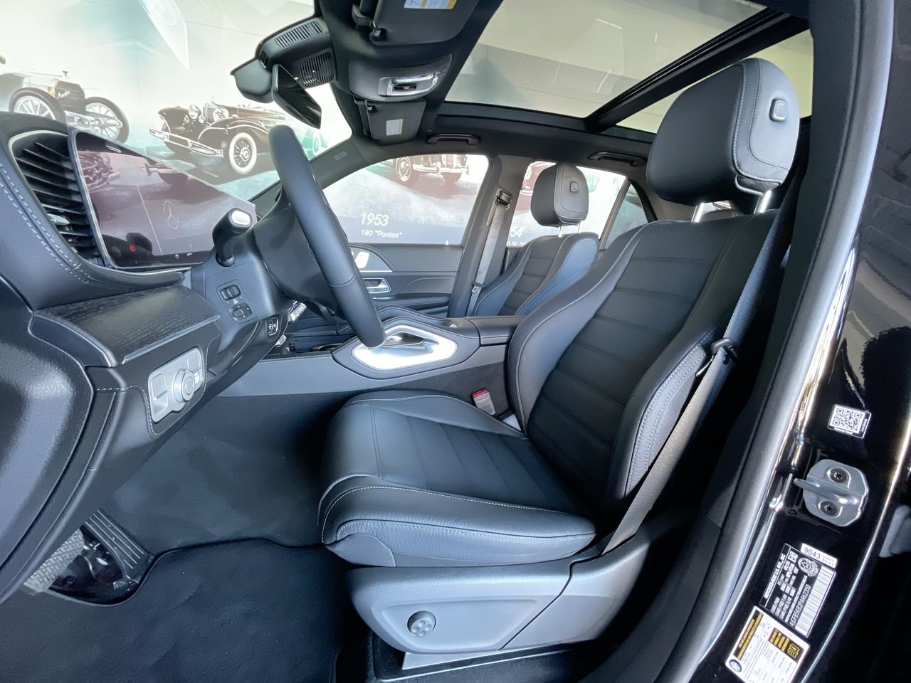 New 2023 Obsidian Black Metallic Mercedes-Benz 450 4MATIC image 20