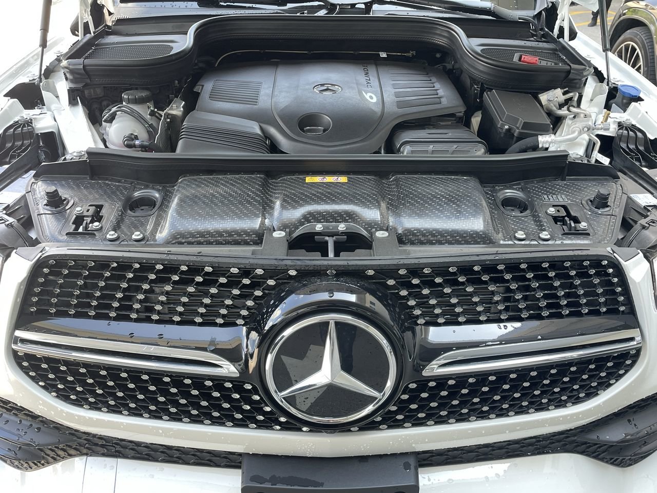 New 2023 Polar White Mercedes-Benz 450 4MATIC image 19