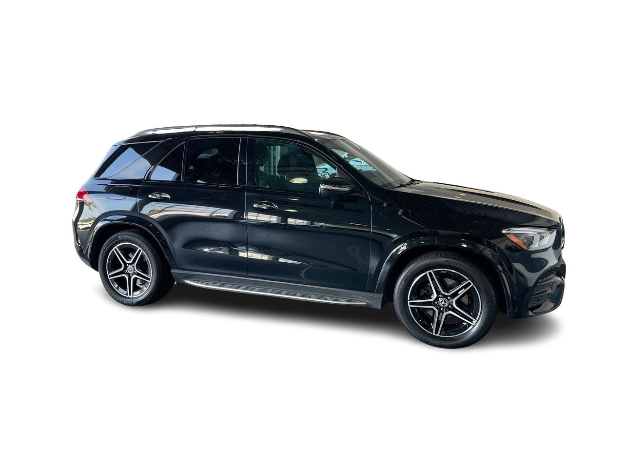 Certified Used 2021 Obsidian Black Met Mercedes-Benz 4MATIC SUV image 16