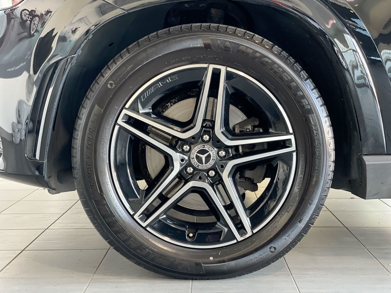 Certified Used 2021 Obsidian Black Met Mercedes-Benz 4MATIC SUV image 18