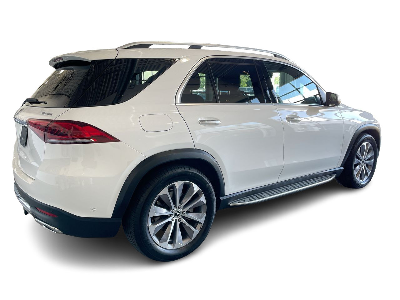 Certified Used 2022 Polar White Mercedes-Benz 4MATIC SUV image 13