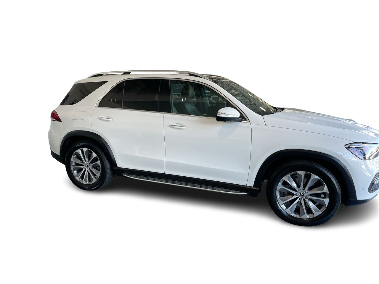 Certified Used 2022 Polar White Mercedes-Benz 4MATIC SUV image 16