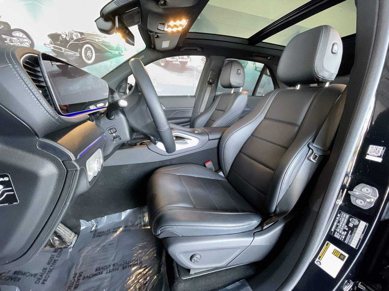 Certified Used 2021 Obsidian Black Met Mercedes-Benz 4MATIC SUV image 19