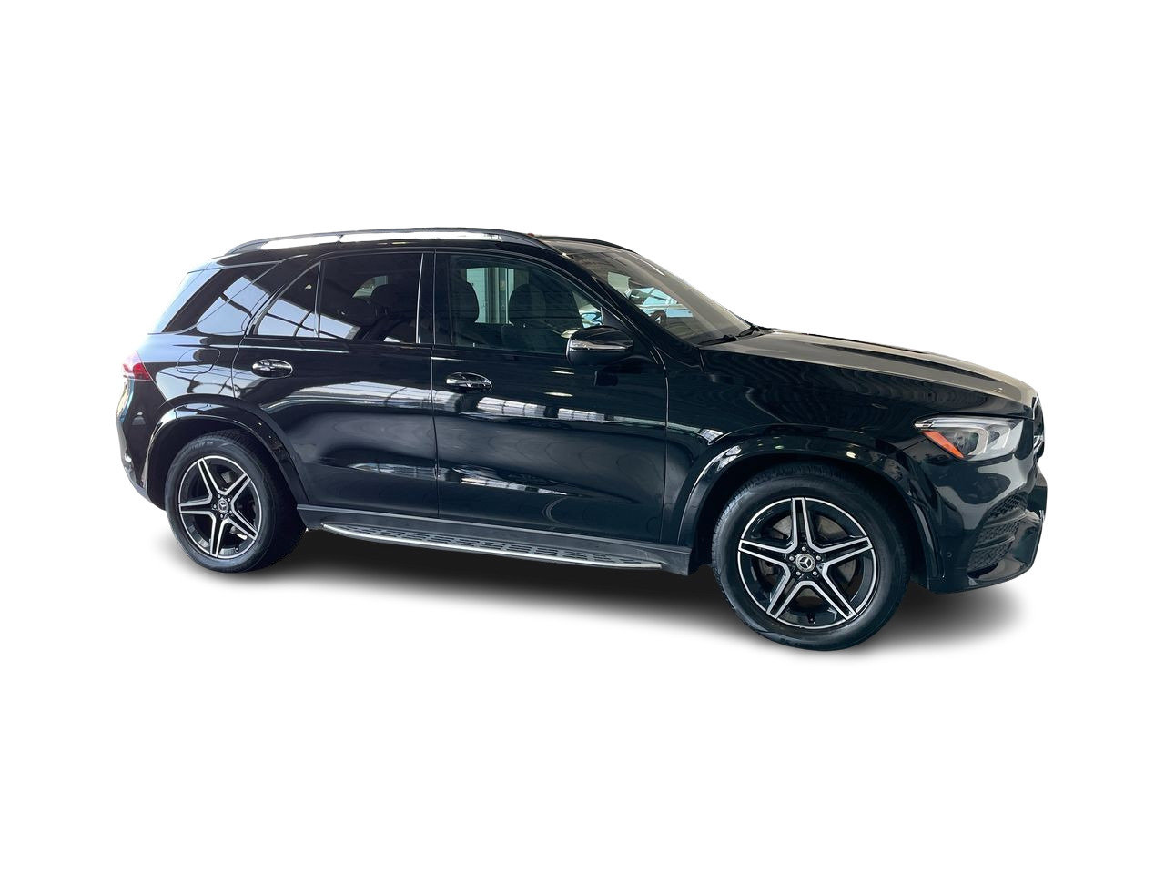 Certified Used 2021 Obsidian Black Met Mercedes-Benz 4MATIC SUV image 16