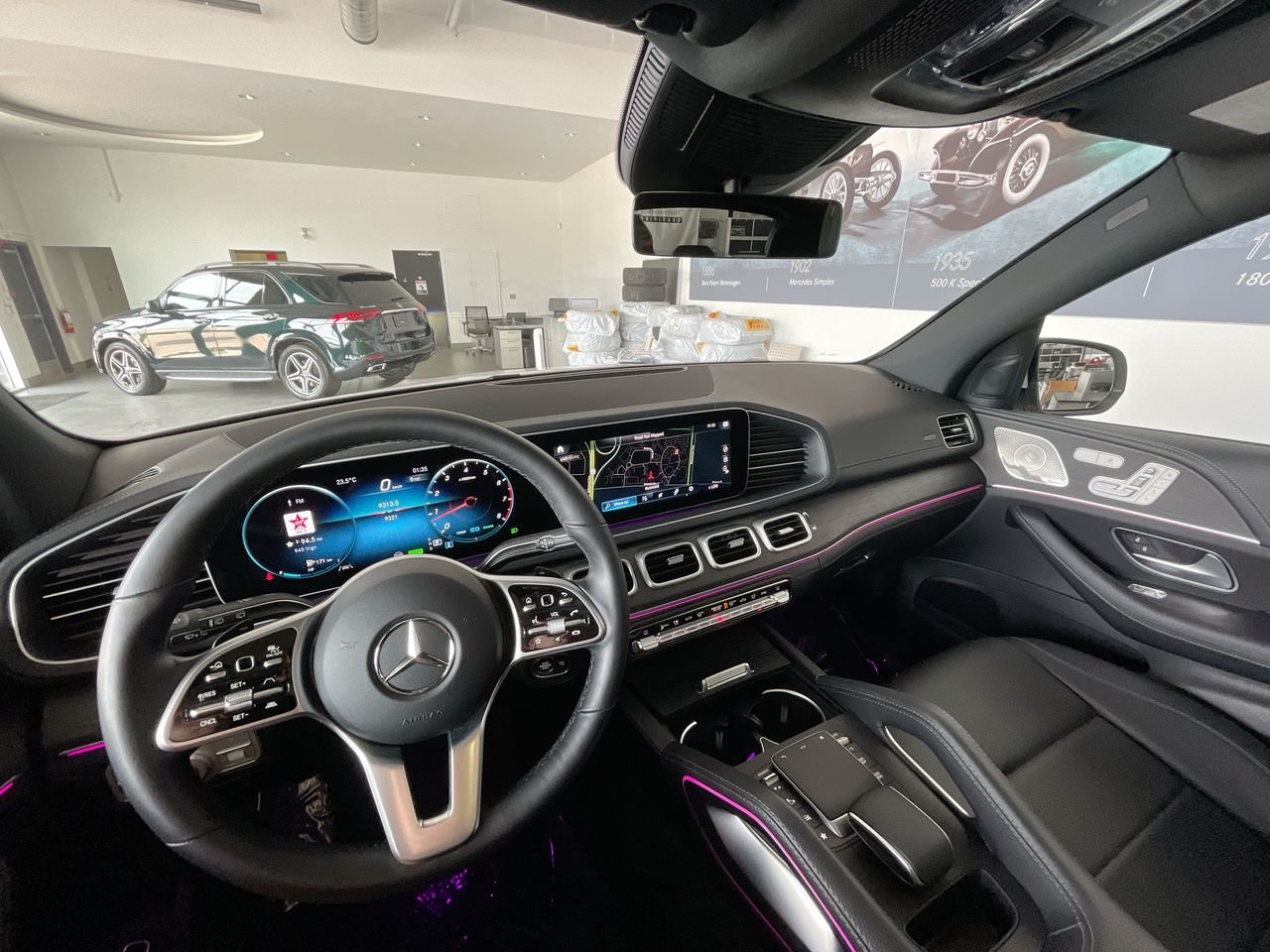 Certified Used 2022 Polar White Mercedes-Benz 4MATIC SUV image 29
