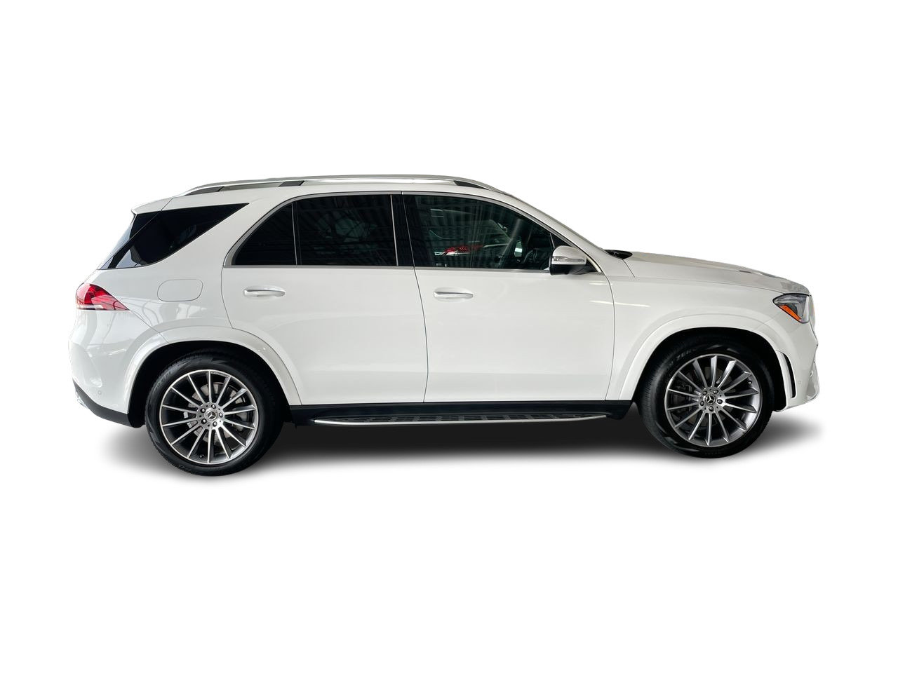 Certified Used 2022 Polar White Mercedes-Benz 4MATIC SUV image 15
