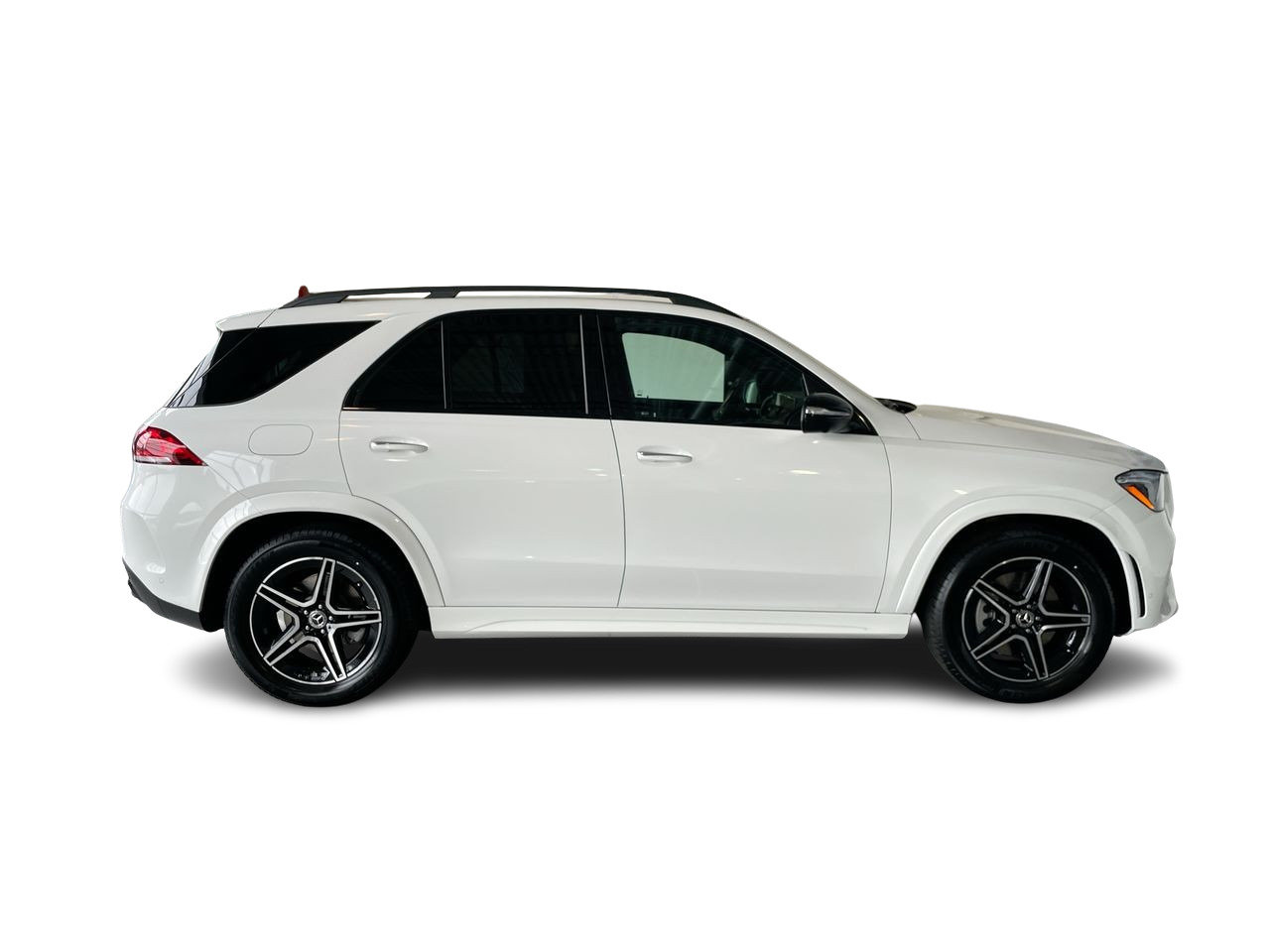 Used 2023 Polar White Mercedes-Benz 4MATIC SUV image 15