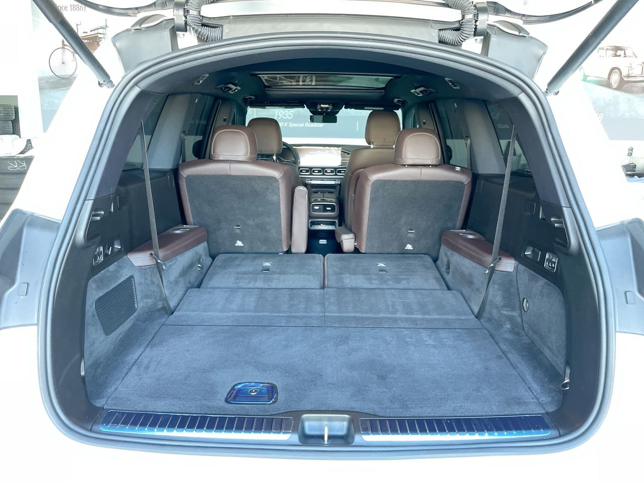 Certified Used 2022 Polar White Mercedes-Benz 4MATIC SUV image 33