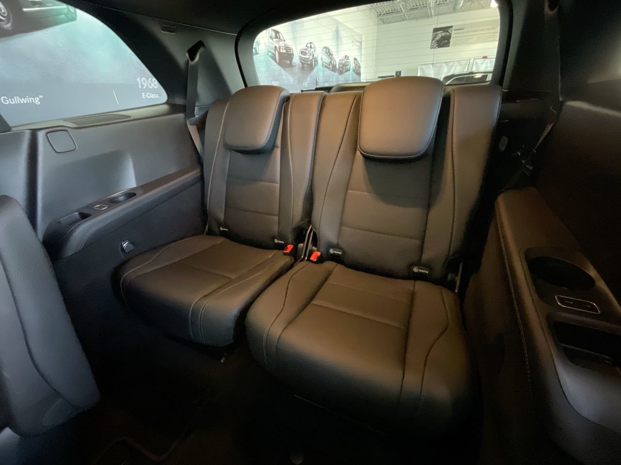 New 2023 Obsidian Black Mercedes-Benz 450 4MATIC image 33