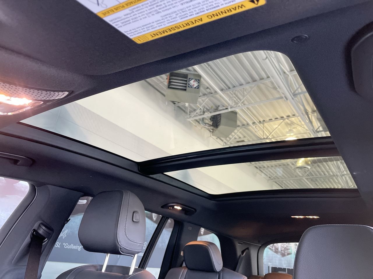 New 2023 Obsidian Black Mercedes-Benz 450 4MATIC image 31