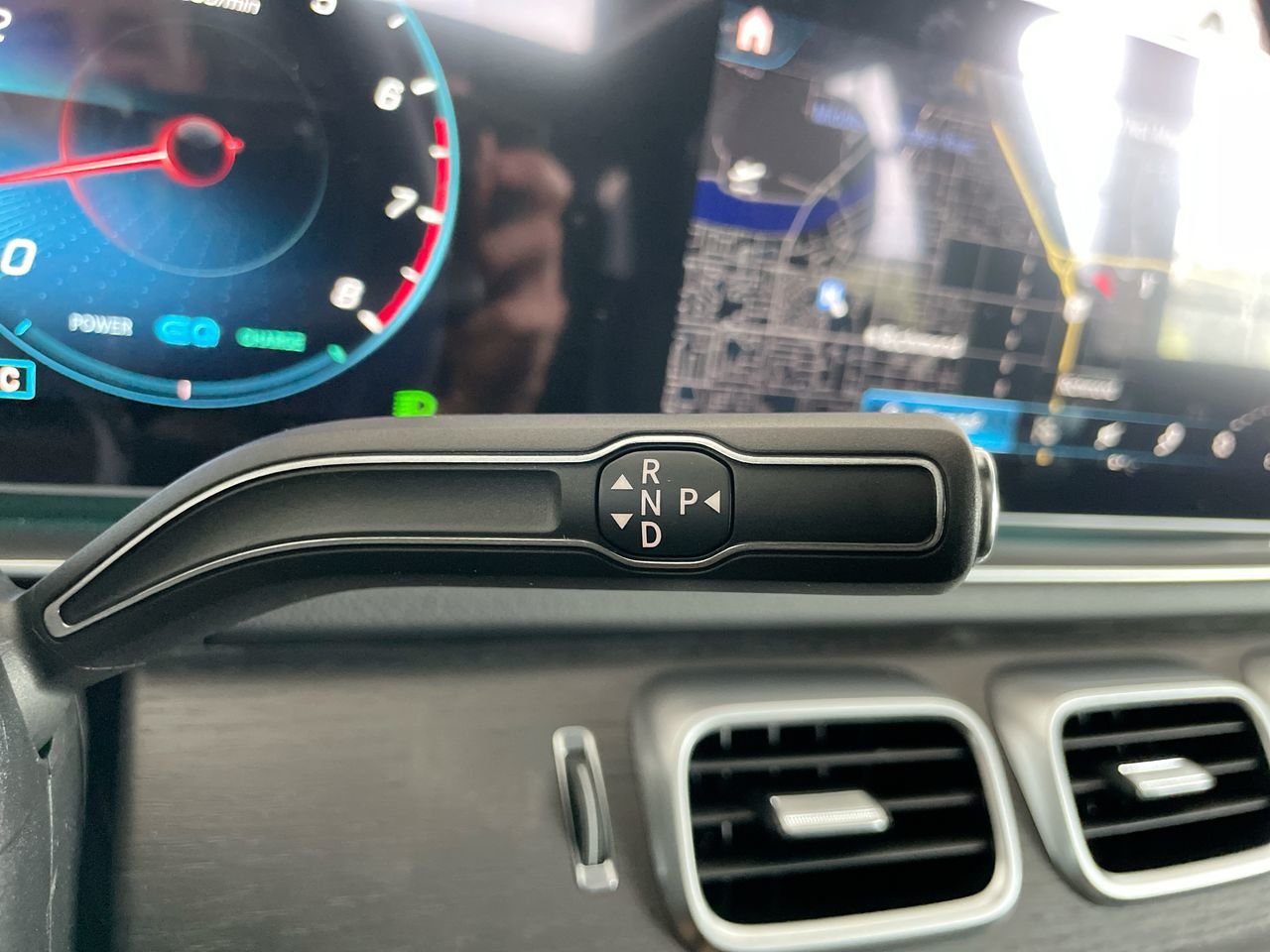 New 2023 Obsidian Black Mercedes-Benz 450 4MATIC image 29