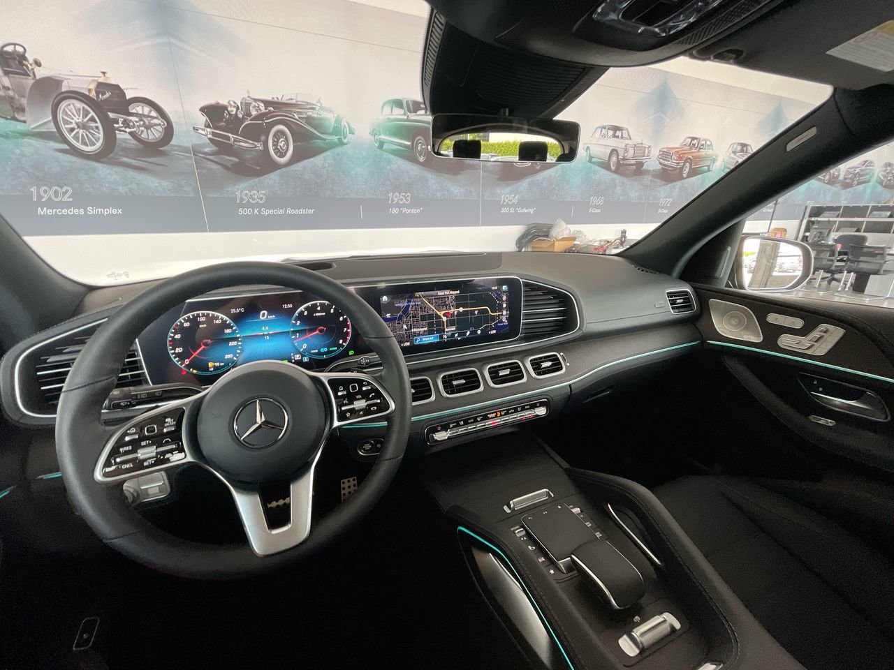 New 2023 Obsidian Black Mercedes-Benz 450 4MATIC image 30