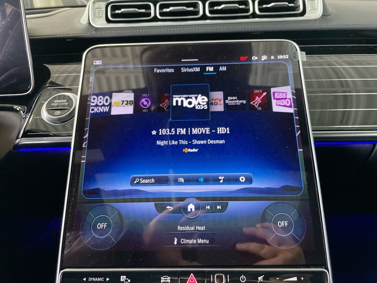 New 2023 Obsidian Black Mercedes-Benz S 580 4MATIC image 26