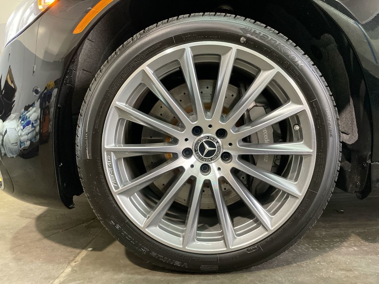 New 2023 Obsidian Black Mercedes-Benz S 580 4MATIC image 18