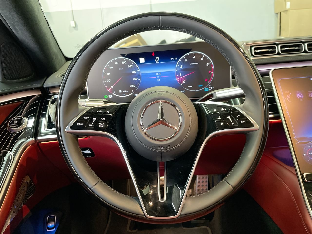 New 2023 Obsidian Black Mercedes-Benz S 580 4MATIC image 25