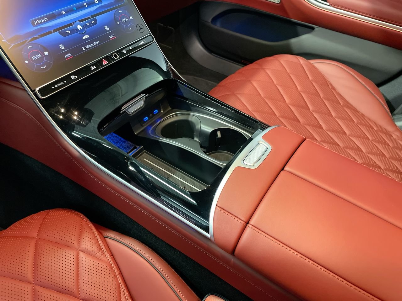 New 2023 Obsidian Black Mercedes-Benz S 580 4MATIC image 32