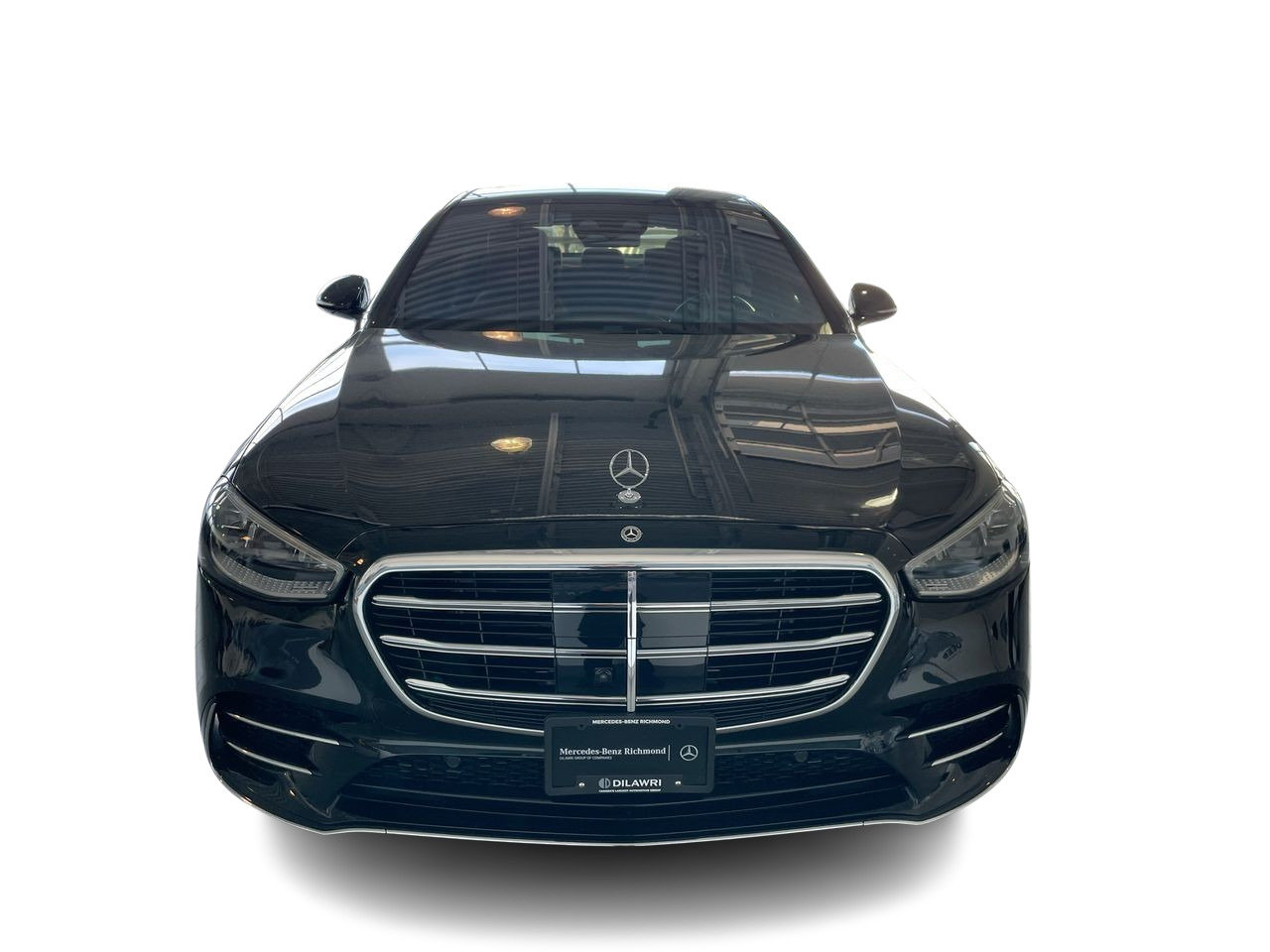 New 2023 Obsidian Black Mercedes-Benz S 580 4MATIC image 3