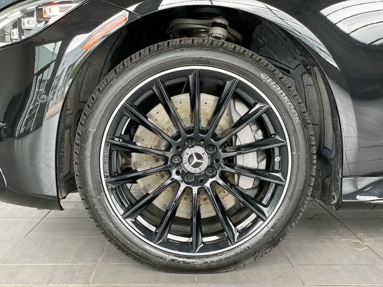 New 2023 Obsidian Black Mercedes-Benz S 580 4MATIC image 18