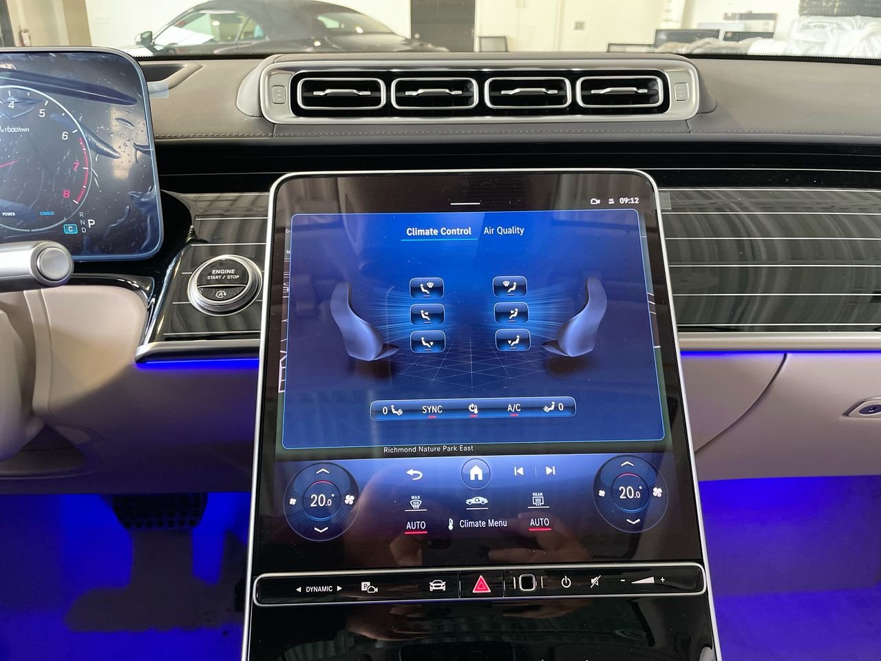 New 2023 High Tech Silver Mercedes-Benz S 580 4MATIC image 30