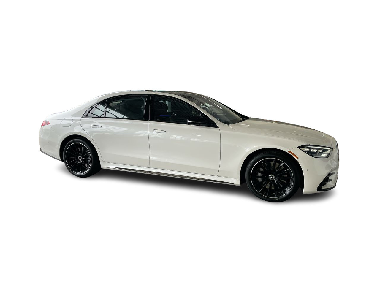 New 2023 MANUFAKTUR Diamond White Mercedes-Benz S 580 4MATIC image 16