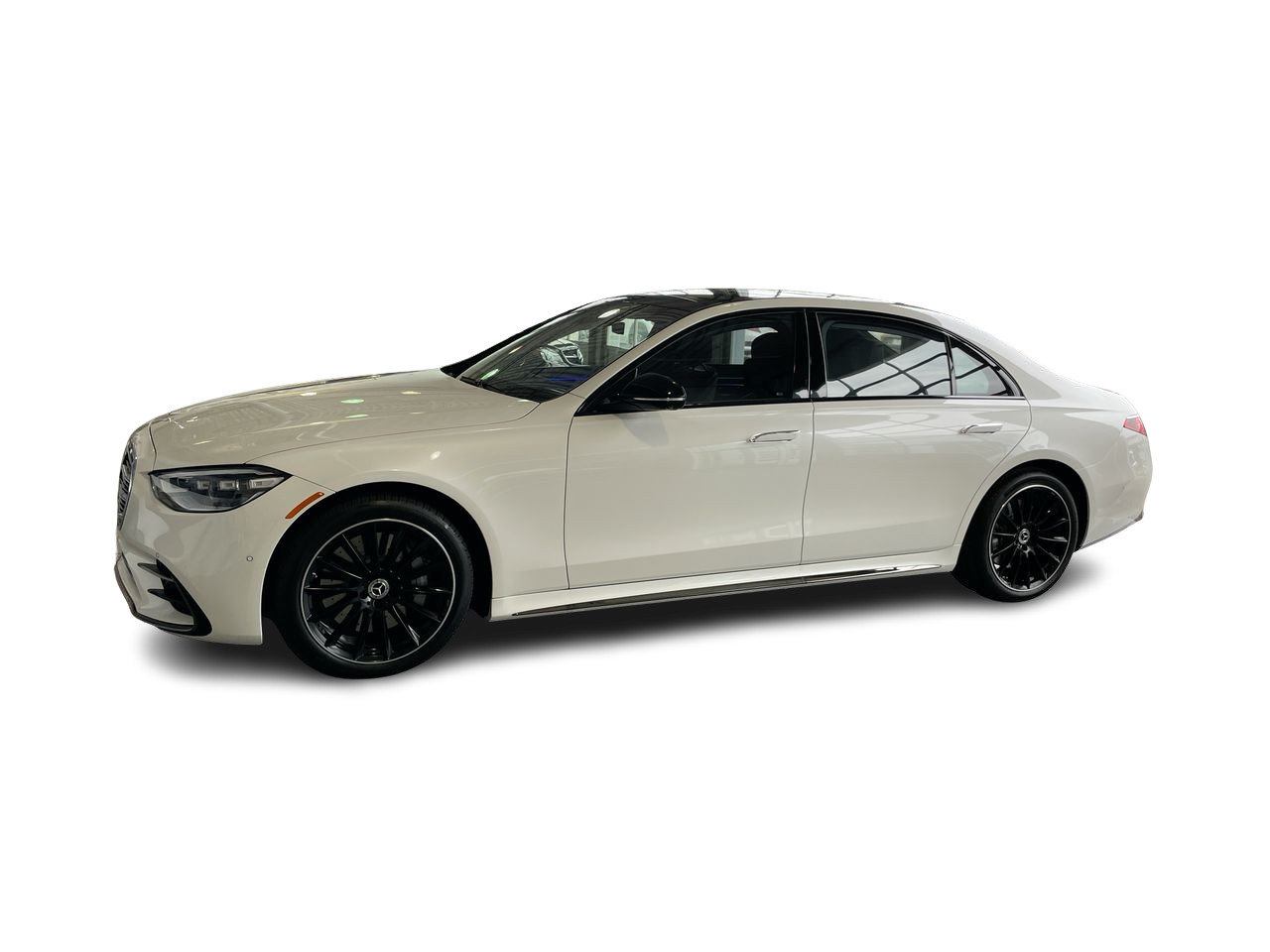New 2023 MANUFAKTUR Diamond White Mercedes-Benz S 580 4MATIC image 6