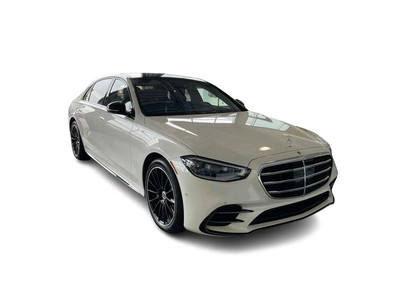 New 2023 MANUFAKTUR Diamond White Mercedes-Benz S 580 4MATIC image 2