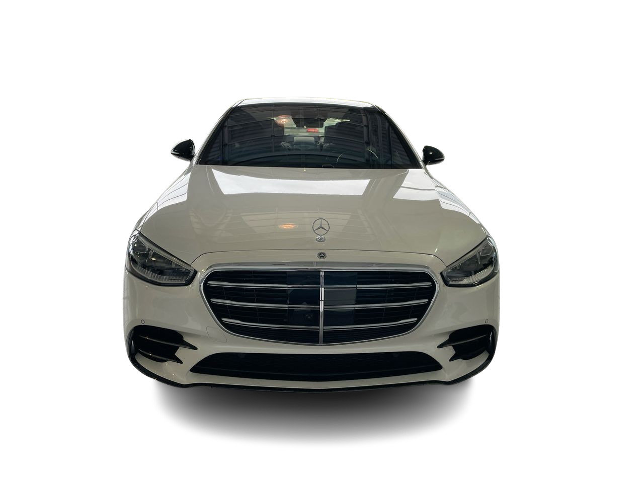 New 2023 MANUFAKTUR Diamond White Mercedes-Benz S 580 4MATIC image 3