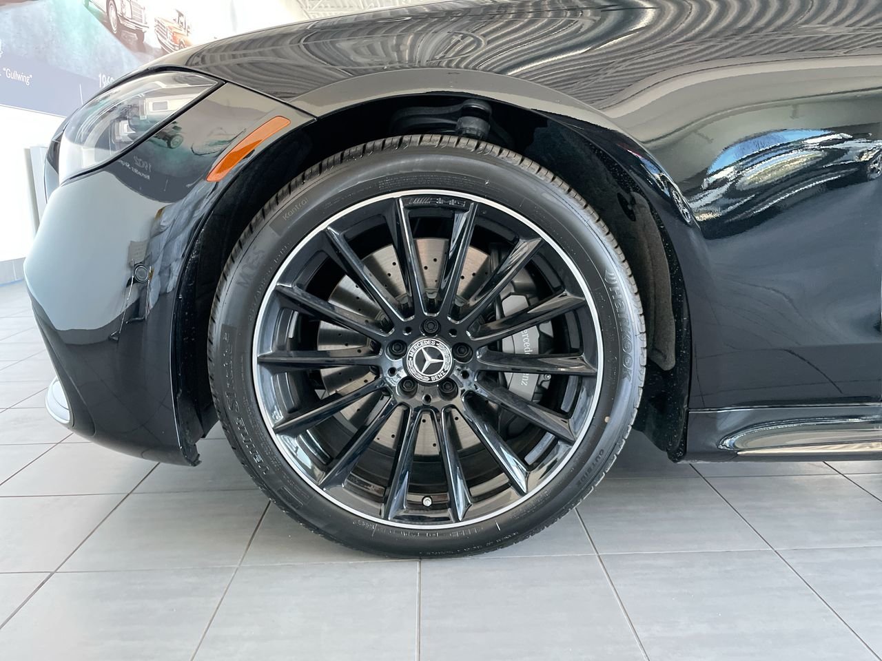 New 2023 Obsidian Black Mercedes-Benz S 580 4MATIC image 18