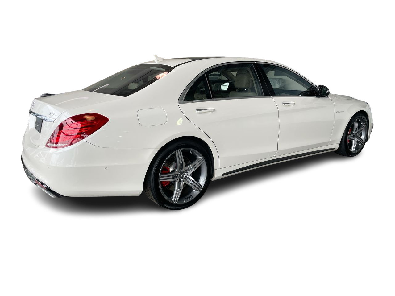 Used 2017 designo Diamond White Mercedes-Benz 4MATIC Sedan image 13