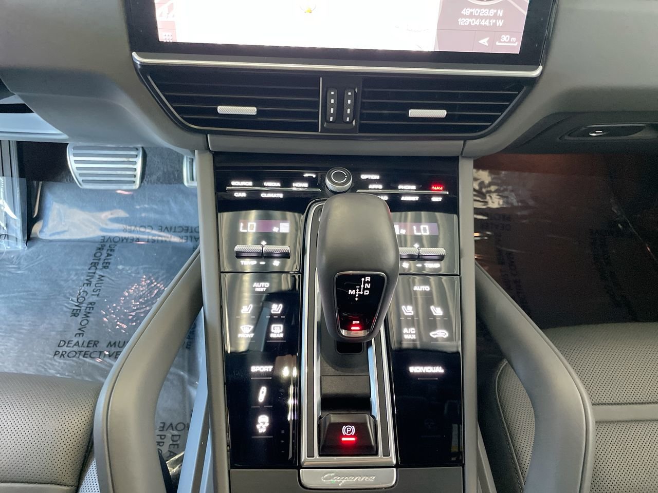 Used 2020 Moonlight Blue MET Porsche S image 27