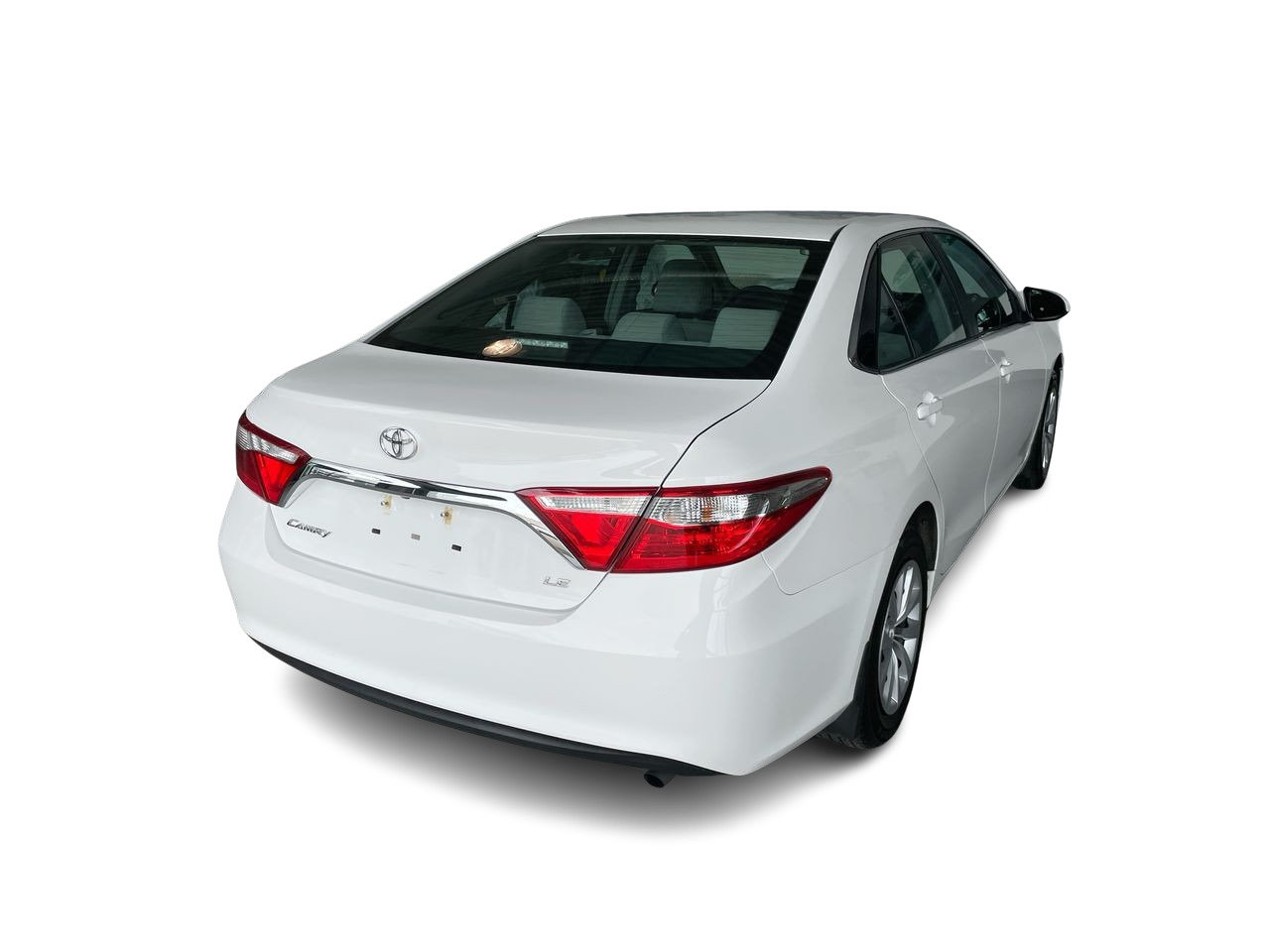 Used 2015 Alpine White Toyota 4-Door Sedan LE 6A image 12